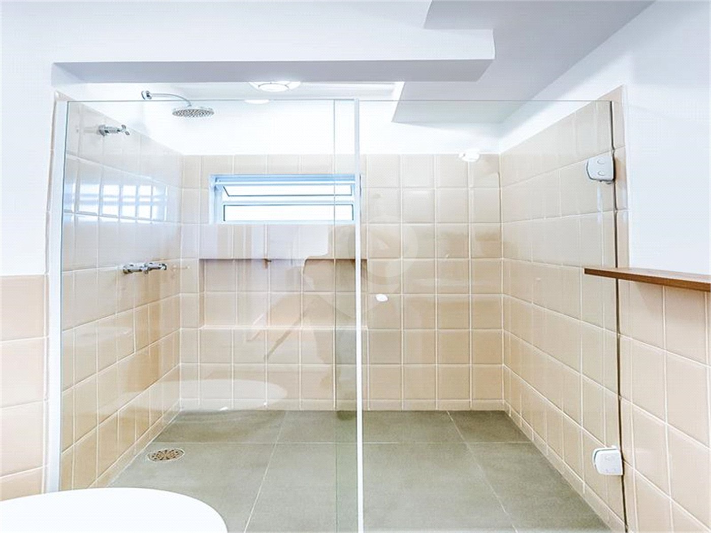 Apartamento à venda com 3 quartos, sendo 1 suíte, em Itaim Bibi, São Paulo, SP