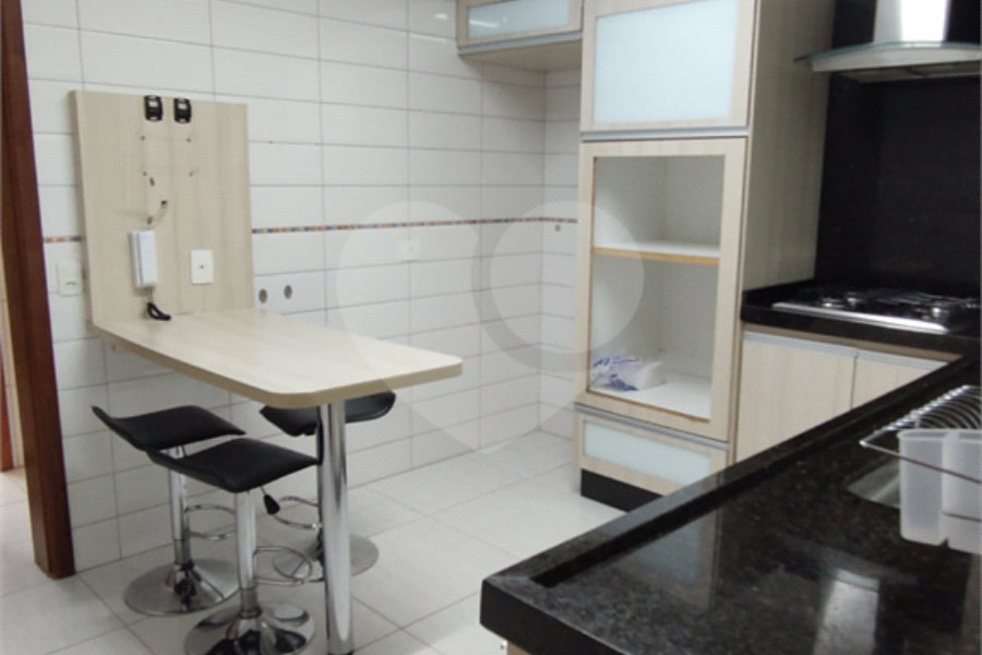 Sobrado à venda com 3 suítes em Água Fria, São Paulo, SP