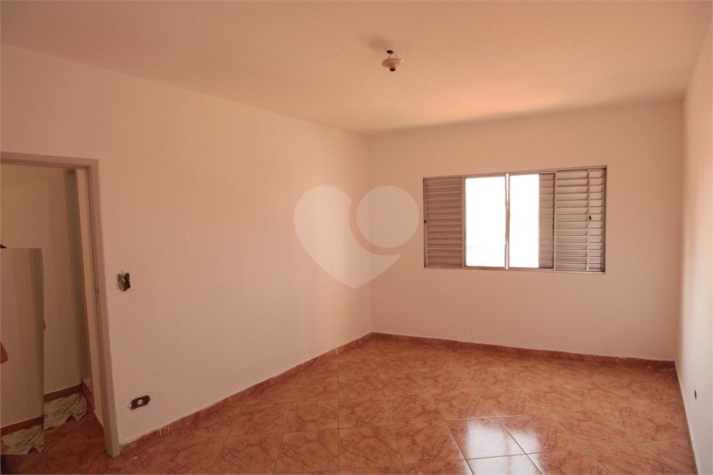 Sobrado à venda com 4 quartos, sendo 1 suíte, em Vila Isolina Mazzei, São Paulo, SP