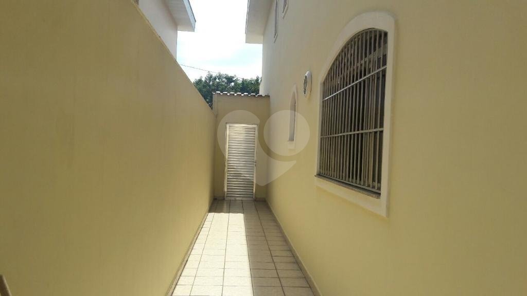 Sobrado à venda com 3 quartos, sendo 1 suíte, em Vila Nivi, São Paulo, SP