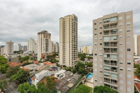 Apartamento à venda com 3 suítes em Vila Romana, São Paulo, SP