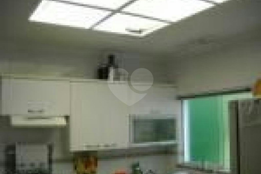 Sobrado à venda com 5 quartos, sendo 4 suítes,  em Vila Guilherme, São Paulo, SP