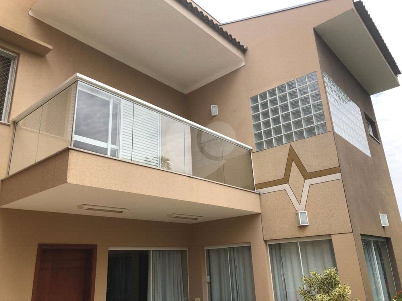 Casa à venda com 5 suítes no condomínio Terras de Mont Serrat, Salto - SP