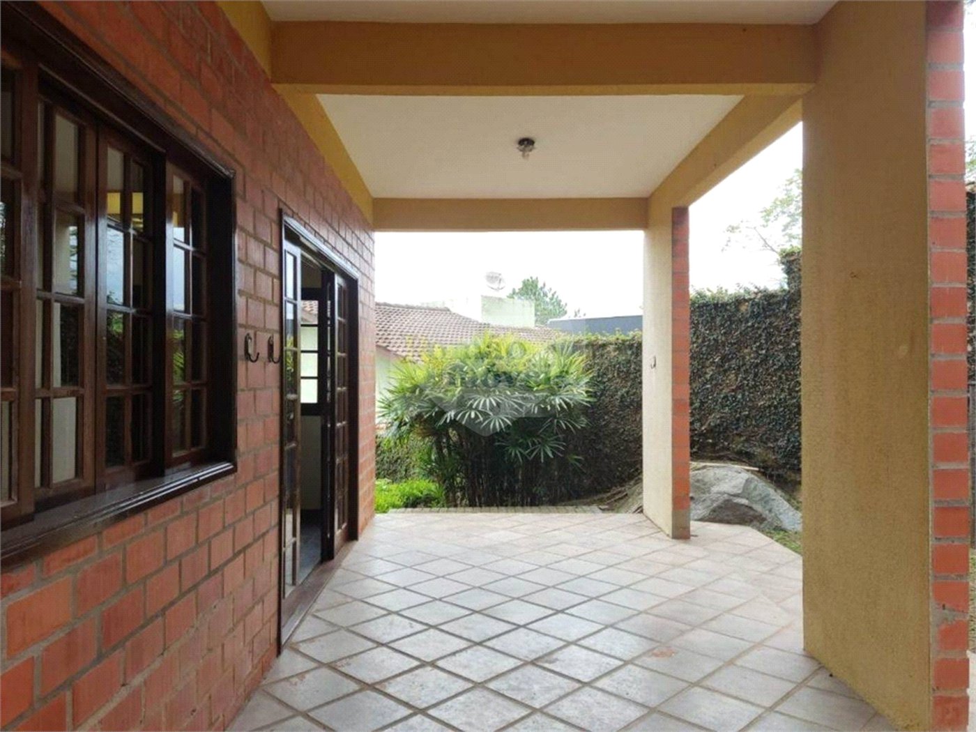 Casa à venda com 3 quartos, sendo 1 suíte, em Serra da Cantareira, Mairiporã, SP