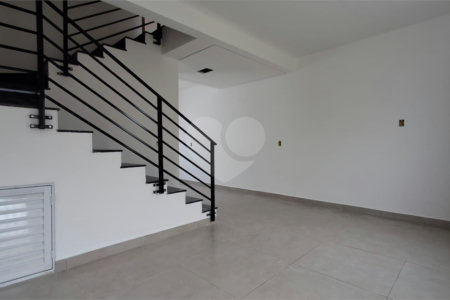 Sobrado à venda com 2 quartos em Vila Colorau, Sorocaba, SP