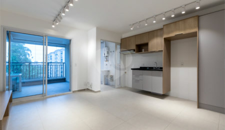Apartamento à venda com 2 quartos, sendo 1 suíte,  em Santo Amaro, São Paulo, SP