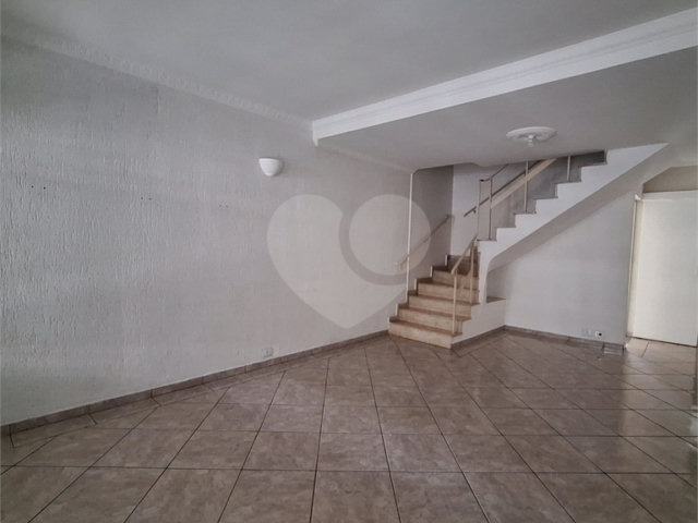 Sobrado à venda com 2 quartos em Santana, São Paulo, SP