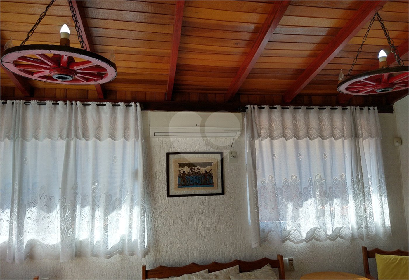 Sobrado à venda com 3 quartos, sendo 2 suítes, em Jardim Hubert, Indaiatuba, SP