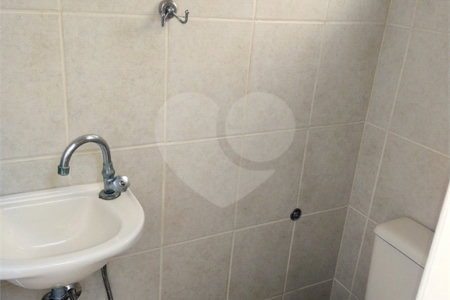 Sobrado à venda com 3 quartos em Chora Menino, São Paulo, SP