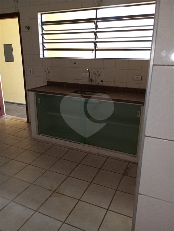 Casa à venda com 3 quartos, sendo 2 suítes, em Jardim Maria Duarte, São Paulo, SP