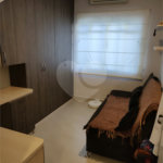 Casa à venda com 3 quartos, sendo 1 suíte,  no condomínio Residencial Jardim das Palmeiras, Vinhedo - SP