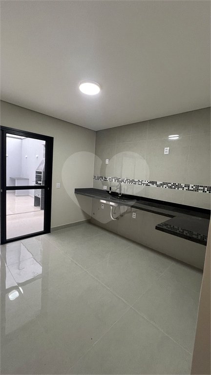 Sobrado à venda com 3 quartos, sendo 1 suíte, em Vila Bela Vista (zona Norte), São Paulo, SP