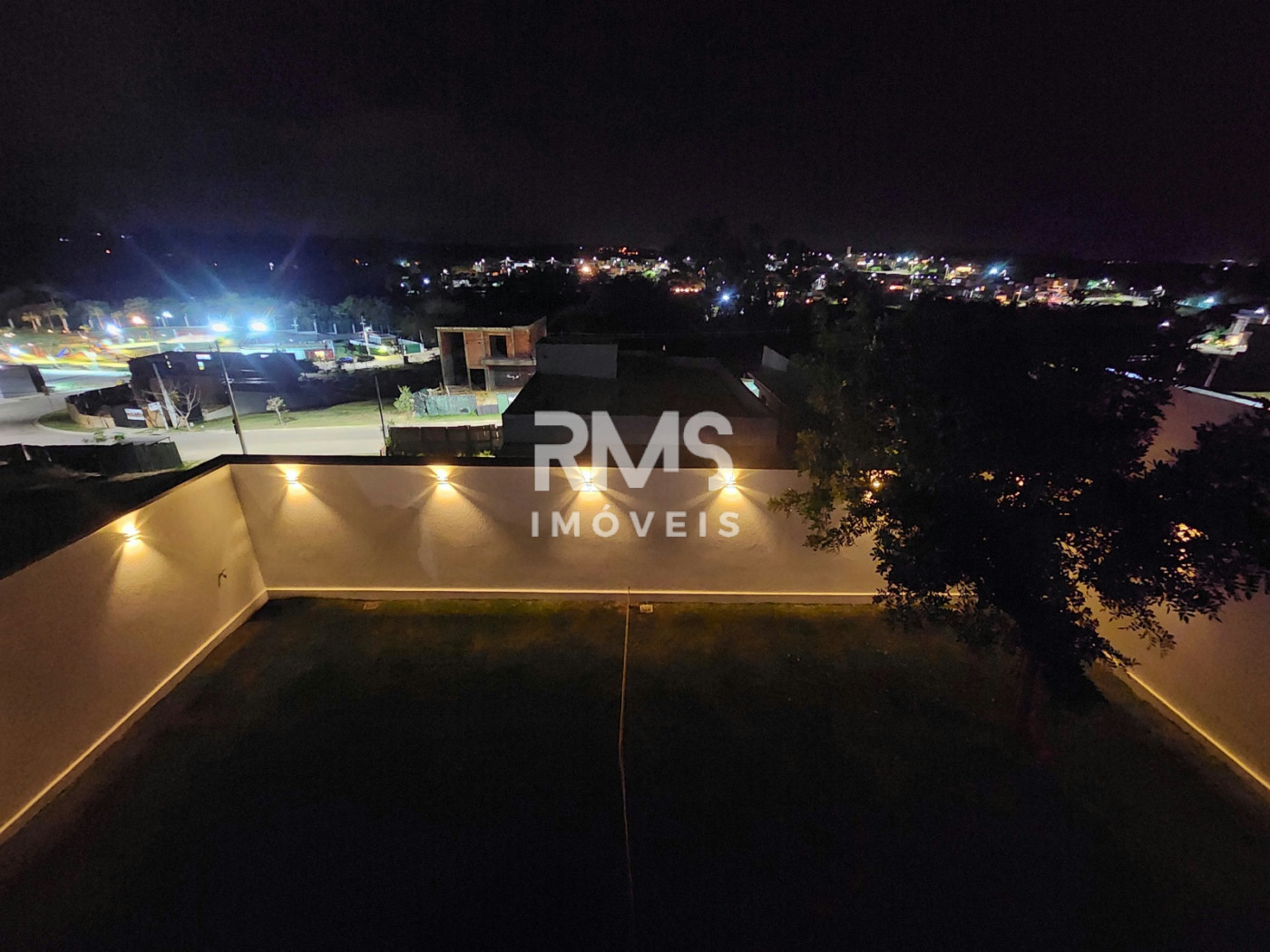 Casa à venda ou para alugar com 4 quartos, sendo 3 suítes,  em Pinheirinho Ii, Itu, SP