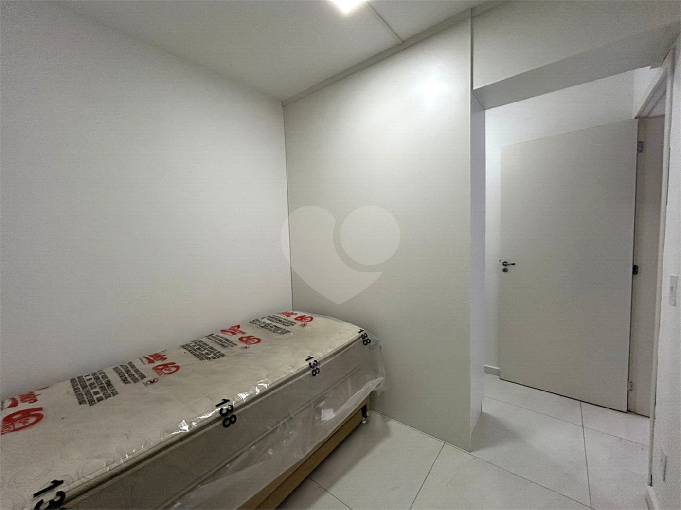Apartamento à venda com 2 quartos em Vila Reis, Itapetininga, SP