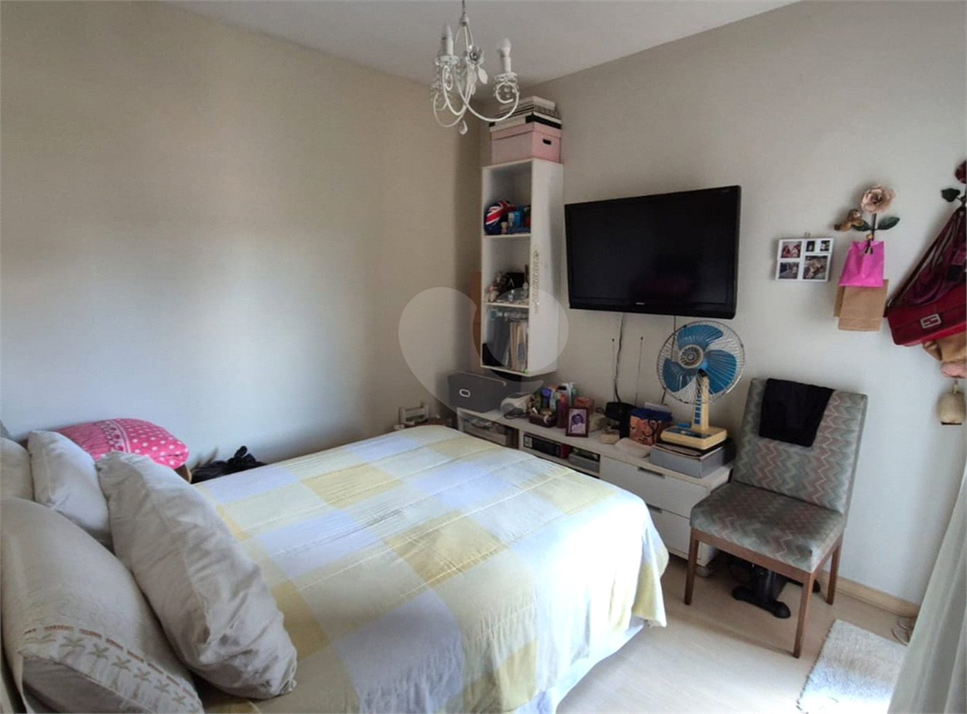 Casa à venda com 3 quartos, sendo 1 suíte, no condomínio Indefinido_ernani Pinto_439, São Paulo - SP