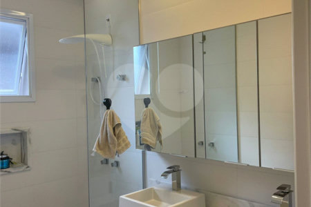 Casa à venda com 3 suítes em Medeiros, Jundiaí, SP