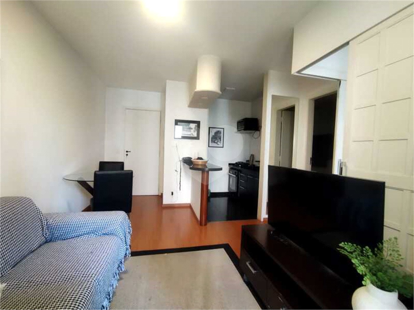 Flat à venda com 1 quarto em Moema, São Paulo, SP