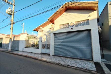 Casa à venda com 3 quartos, sendo 1 suíte,  no Centro, Itapetininga, SP