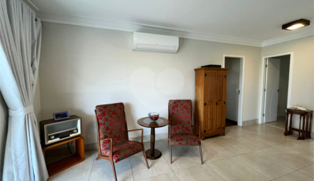 Apartamento à venda com 4 quartos, sendo 3 suítes,  em Cambuci, São Paulo, SP