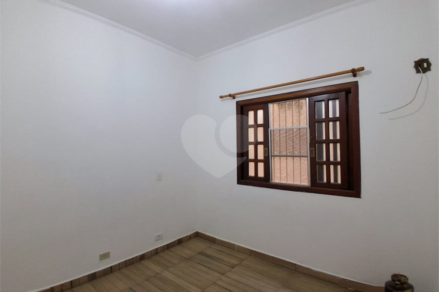 Sobrado à venda com 3 quartos, sendo 1 suíte, em Vila Dom Pedro Ii, São Paulo, SP