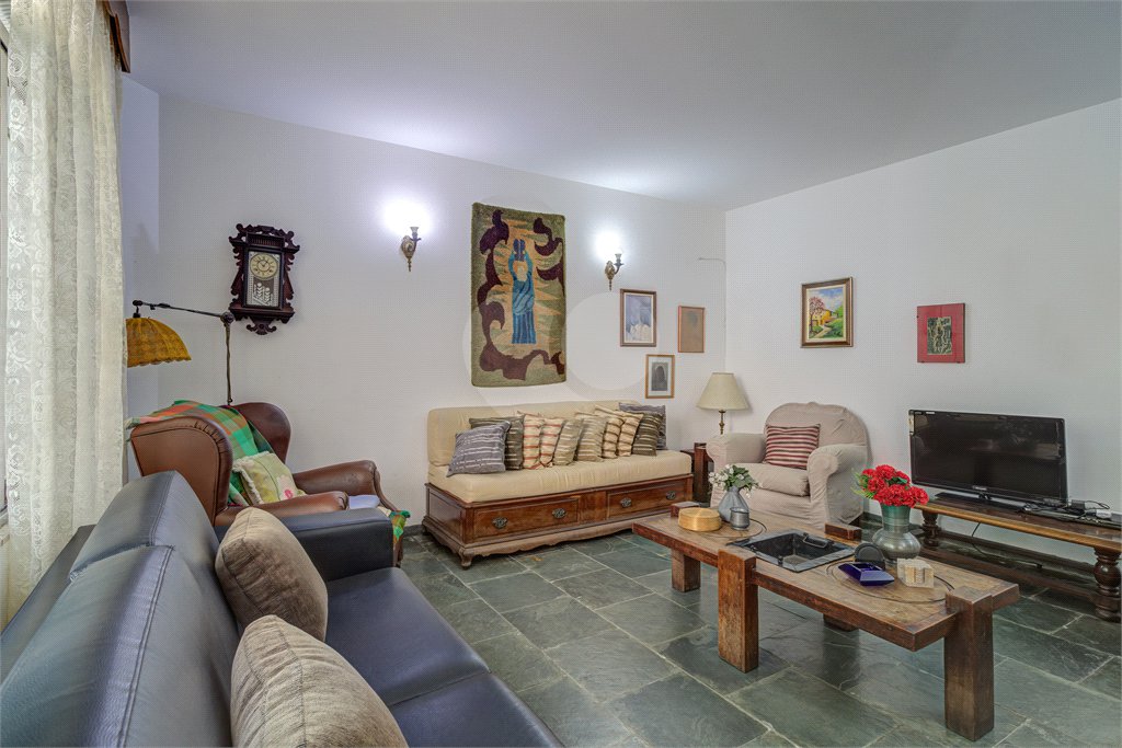 Sobrado à venda com 3 quartos, sendo 1 suíte, em Brooklin, São Paulo, SP