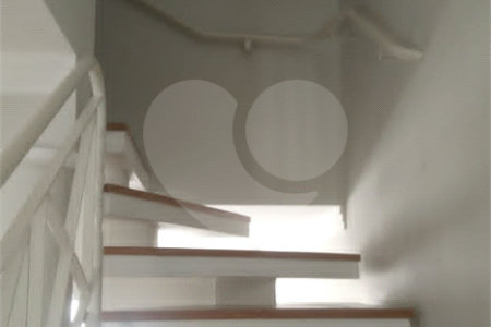 Casa à venda com 4 quartos, sendo 2 suítes, no condomínio Vila D'amalfi, Sorocaba - SP