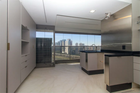 Apartamento à venda ou para alugar com 3 suítes em Jardim Morumbi, São Paulo, SP
