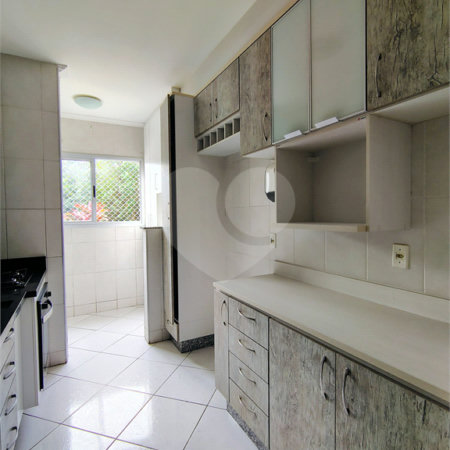 Apartamento para alugar com 3 quartos, sendo 1 suíte,  em Socorro, Mogi das Cruzes, SP
