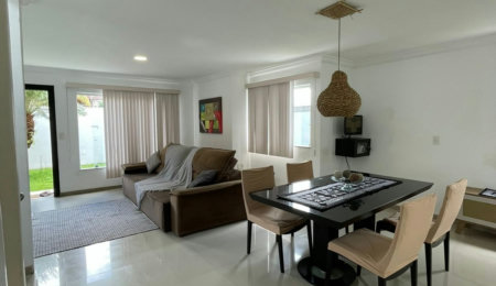 Casa à venda com 3 quartos, sendo 1 suíte, em Orla Norte, Porto Seguro - BA