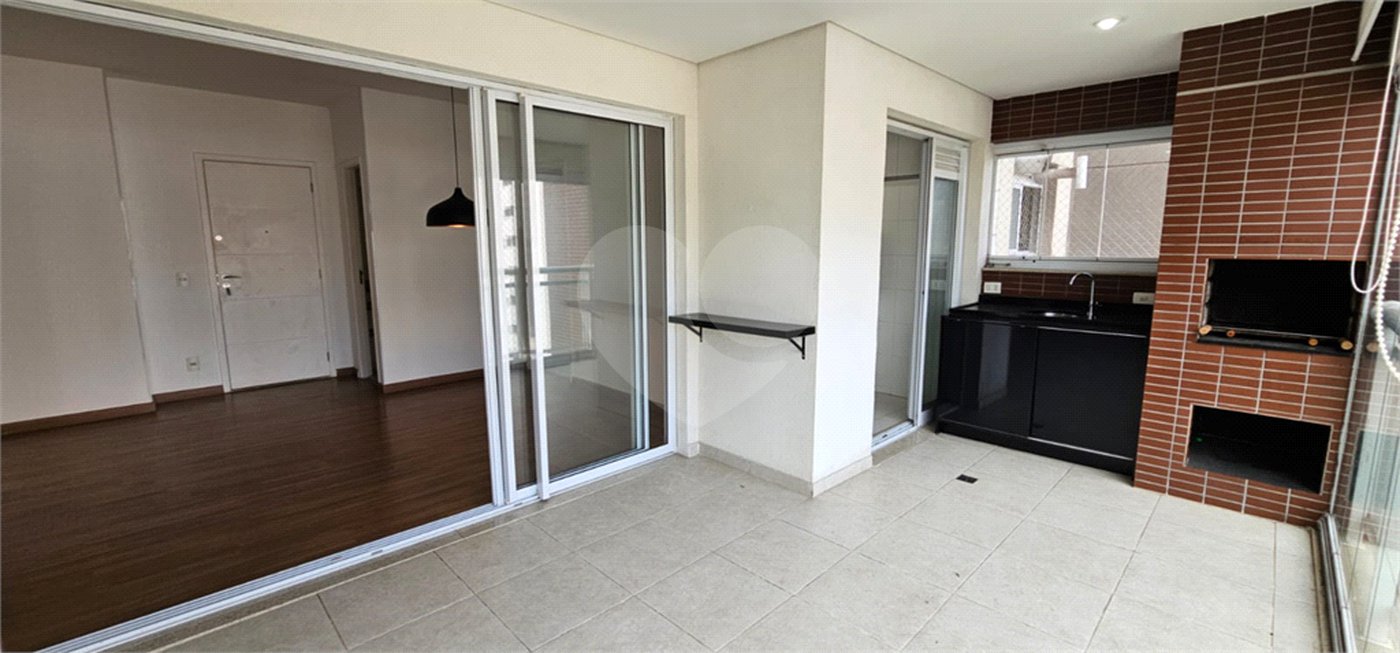 Apartamento à venda com 3 quartos, sendo 1 suíte, em Água Branca, São Paulo, SP