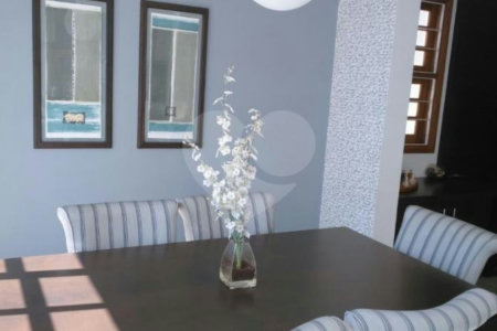 Casa à venda com 3 suítes em Jardim Jussara, São Paulo, SP