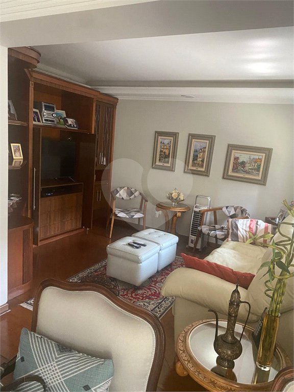 Apartamento à venda com 3 suítes em Jardim Londrina, São Paulo, SP