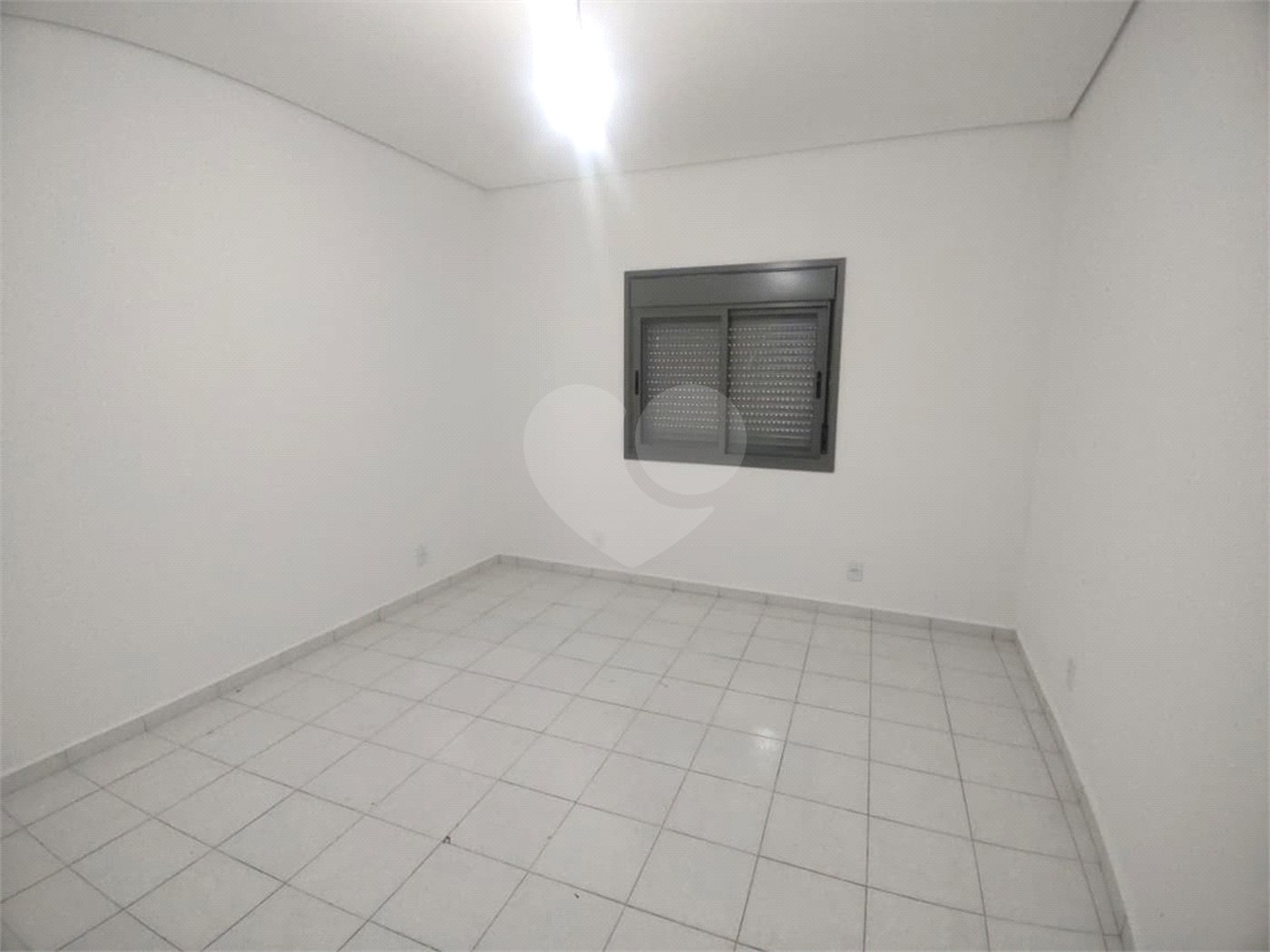Sobrado à venda com 3 quartos, sendo 1 suíte,  em Tremembé, São Paulo, SP