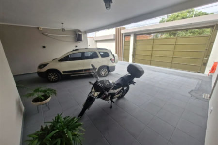 Casa à venda com 3 quartos, sendo 2 suítes, em Parque Residencial Cidade Universitária, Ribeirão Preto, SP