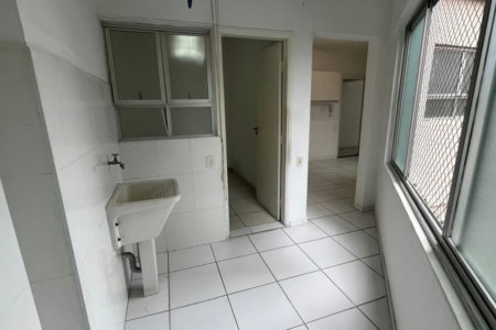 Apartamento com 2 dormitórios à venda, 90 m² por R$ 560.000,00 - Gonzaga - Santos/SP