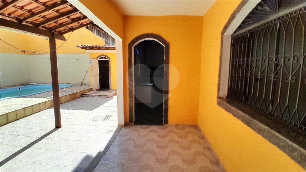 Casa à venda com 3 quartos, sendo 1 suíte, em Campo Grande, Rio de Janeiro, RJ