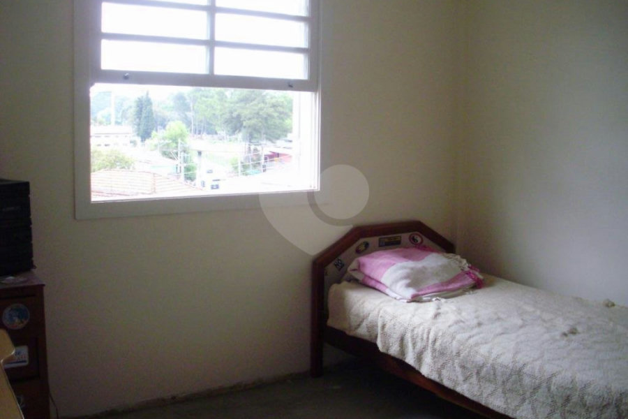 Sobrado à venda com 3 quartos, sendo 1 suíte, em Horto, São Paulo, SP