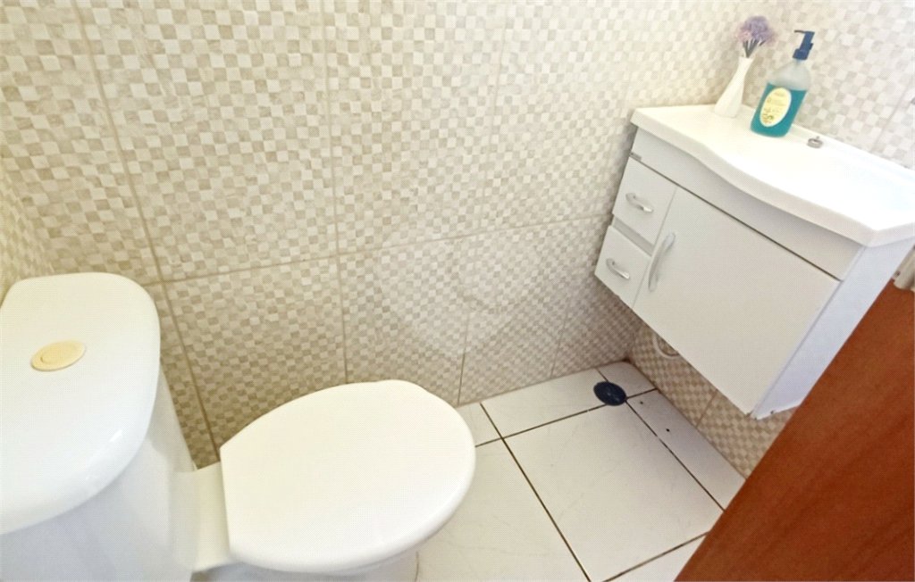 Casa à venda com 2 quartos, sendo 1 suíte, no condomínio Residencial Mirage, Mogi das Cruzes - SP