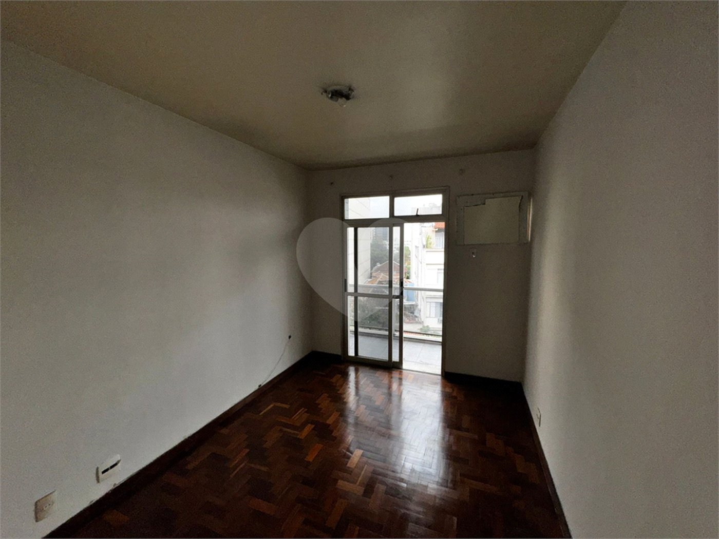 Apartamento à venda com 4 quartos, sendo 1 suíte,  em Tijuca, Rio de Janeiro, RJ