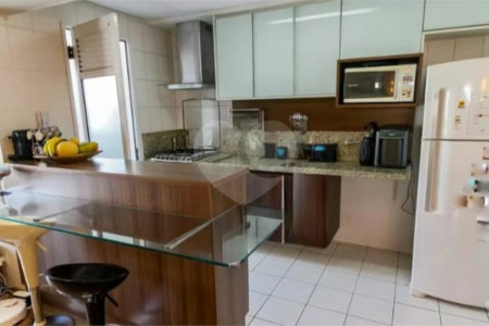 Apartamento à venda com 3 quartos, sendo 1 suíte, em Vila Andrade, São Paulo, SP