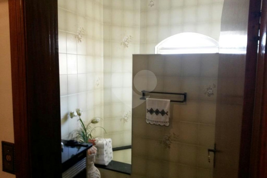 Casa à venda com 3 quartos, sendo 1 suíte, em Santana, São Paulo, SP