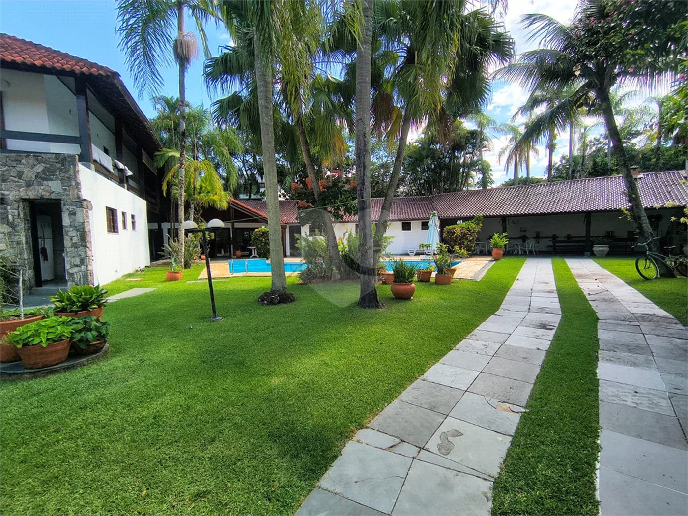 Casa à venda com 6 suítes em Costa do Sol, Bertioga, SP