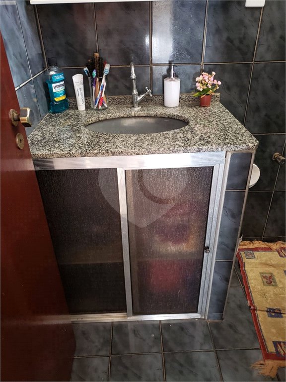 Casa térrea em Araraquara/SP, na Vila Xavier.