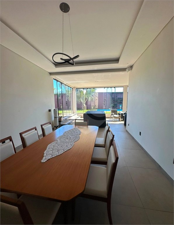 Casa à venda com 4 quartos, sendo 2 suítes, em Residencial Ponta Porã II, Ponta Porã, MS