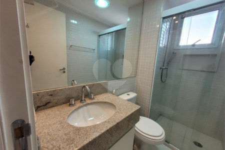 Apartamento para alugar com 2 quartos, sendo 1 suíte, em Vila Anastácio, São Paulo, SP