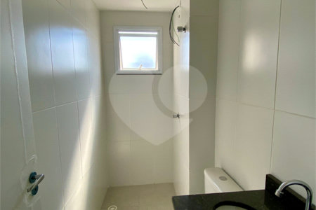 Apartamento à venda com 2 quartos, sendo 1 suíte, em Vila Galvão, Guarulhos, SP