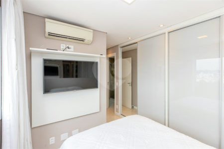 Apartamento à venda com 2 quartos, sendo 1 suíte, em Santo Amaro, São Paulo, SP