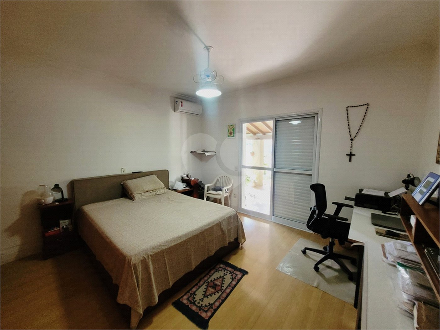 Casa à venda com 4 quartos, sendo 3 suítes,  no condomínio Acmti - Colinas do Mosteiro, Terras de Itaici e Recanto dos Pássaros, Indaiatuba - SP