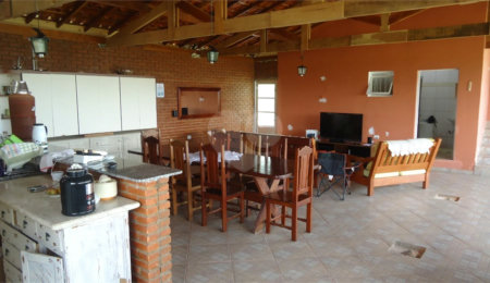 Chácara à venda com 3 quartos, sendo 1 suíte,  em Planalto Verde, São Roque, SP
