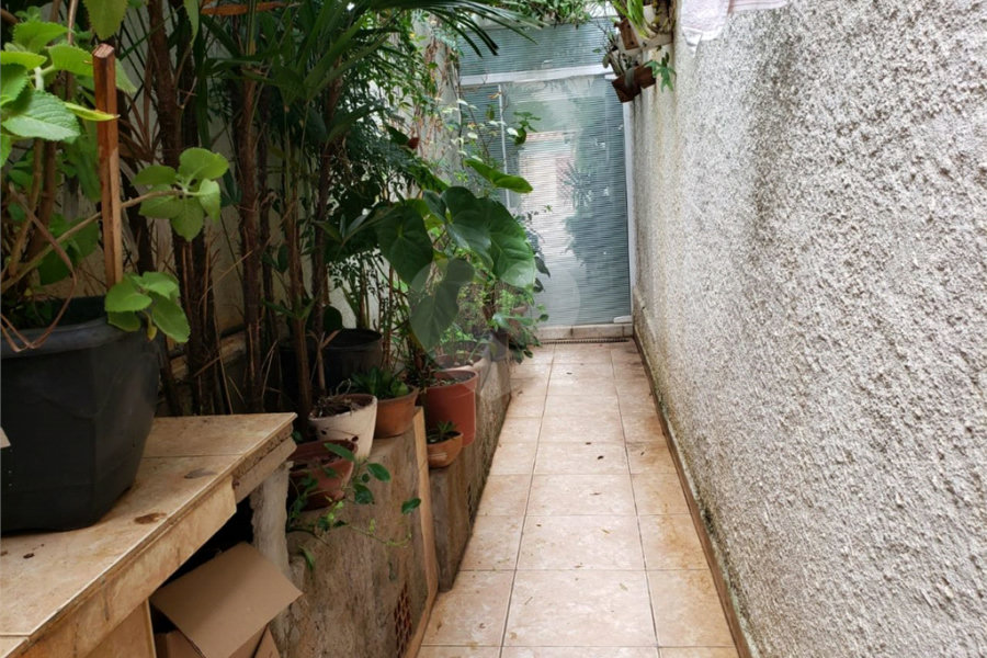 Casa à venda com 3 quartos, sendo 1 suíte, em Santana, São Paulo, SP
